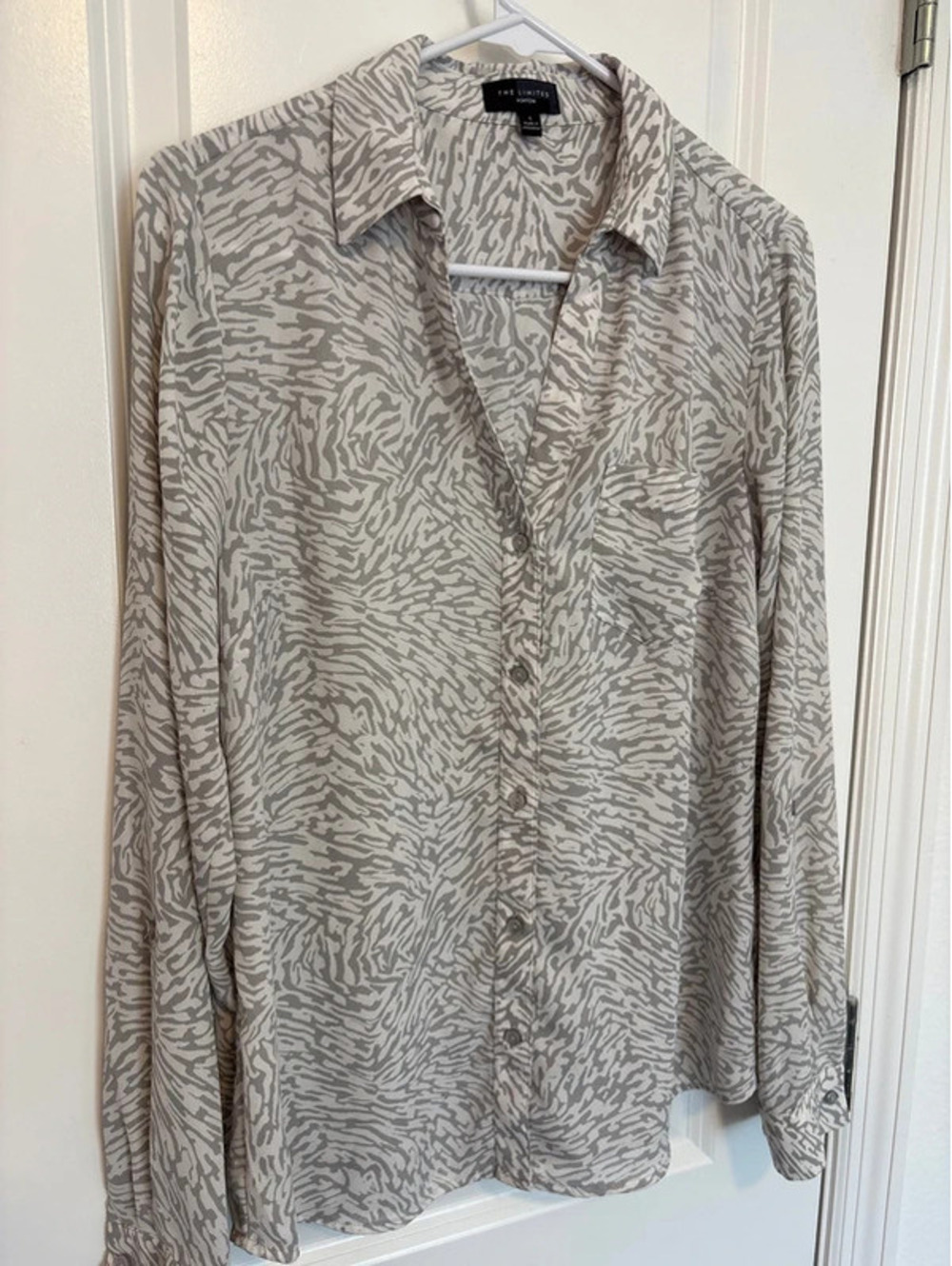 The Limited Ashton Women's White and Gray Animal Print Blouse Size Small